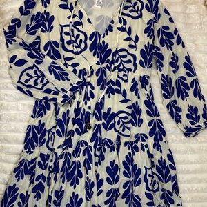Japna Long Sleeve Dress with Blue Leaf Pattern